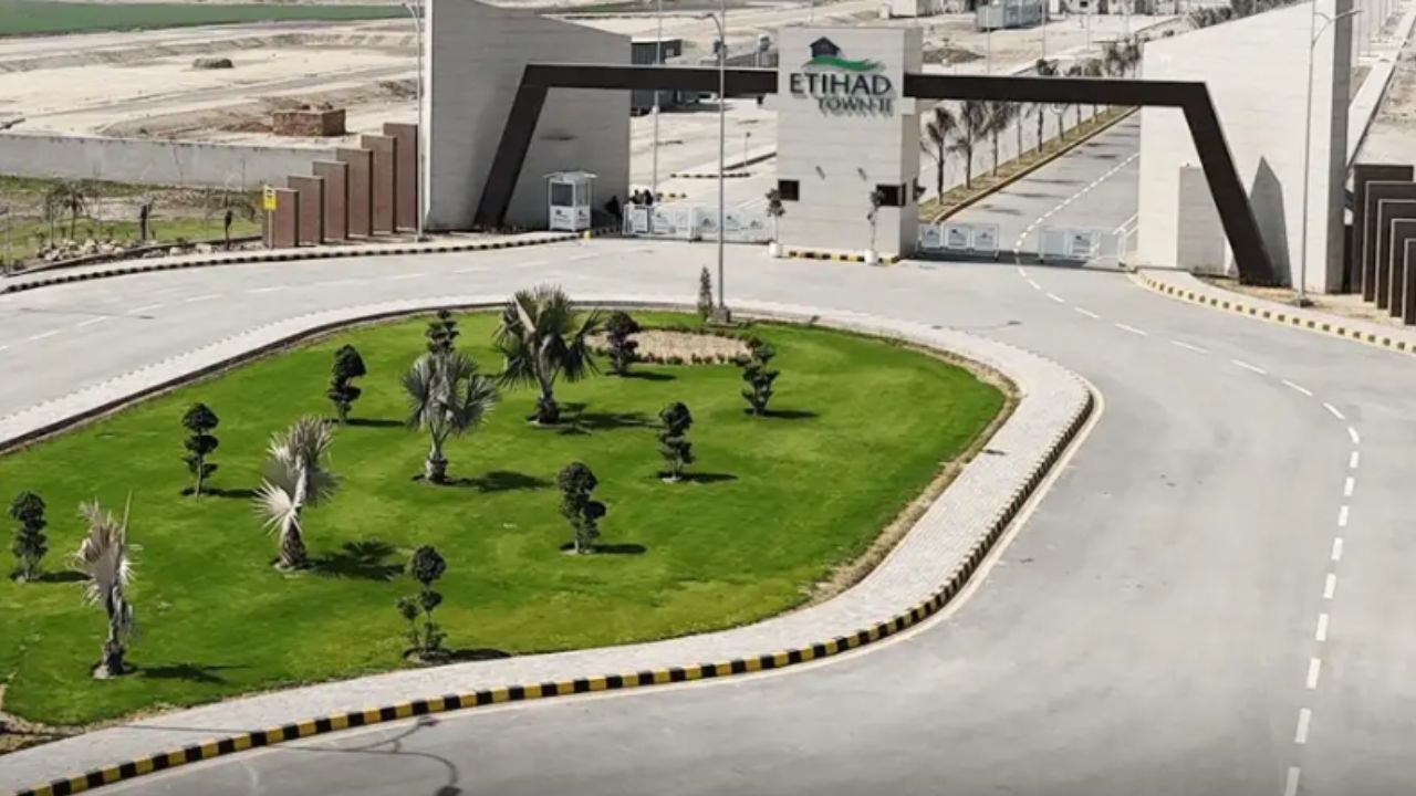 Which Block in Etihad Town