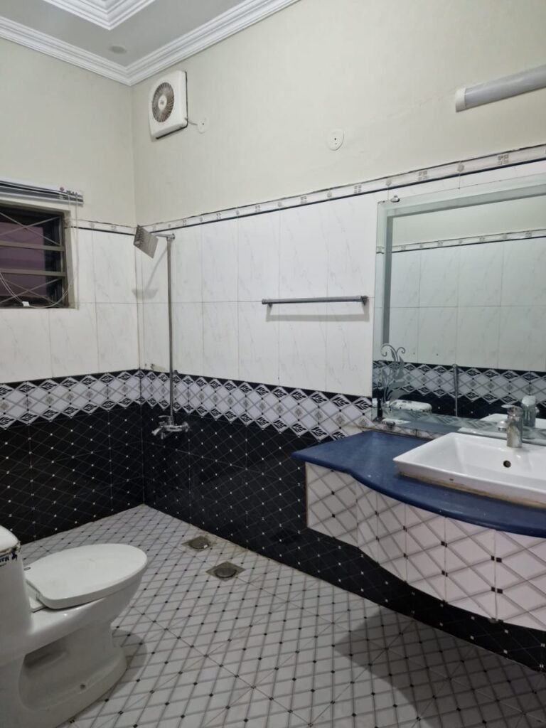 IMG-20250923-WA0040